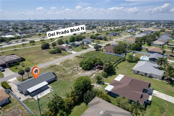 2204 Ne 15th Pl, Cape Coral, Florida 33909