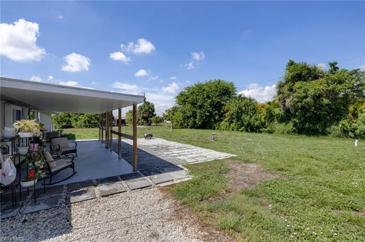 2204 Ne 15th Pl, Cape Coral, Florida 33909