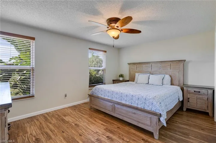 2204 Ne 15th Pl, Cape Coral, Florida 33909