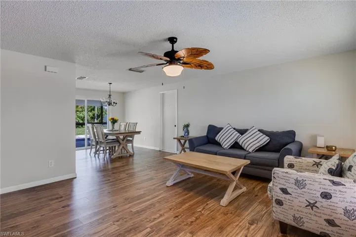 2204 Ne 15th Pl, Cape Coral, Florida 33909