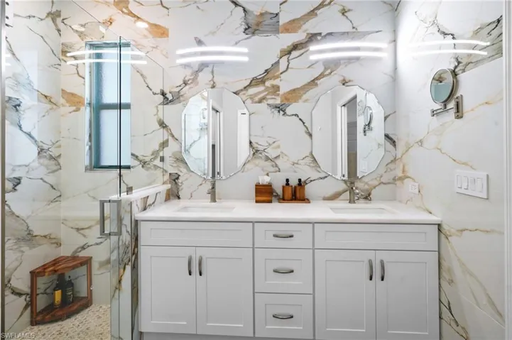 8332 Langshire Way, Fort Myers, Florida 33912