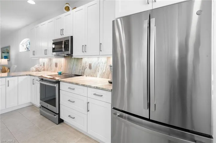 8332 Langshire Way, Fort Myers, Florida 33912