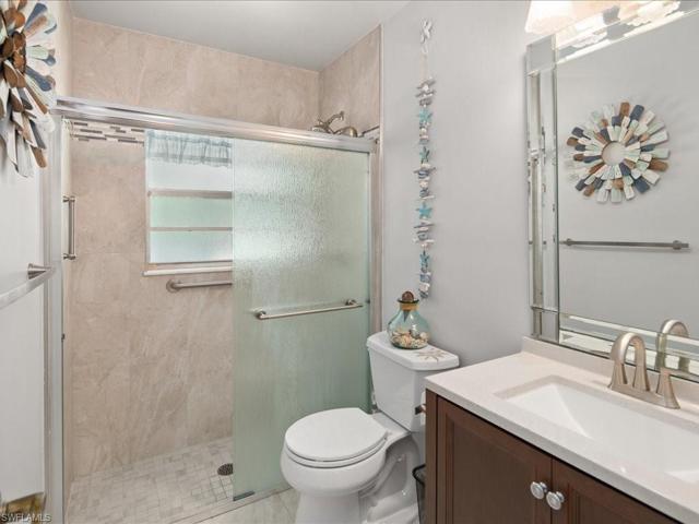 2nd Bathroom