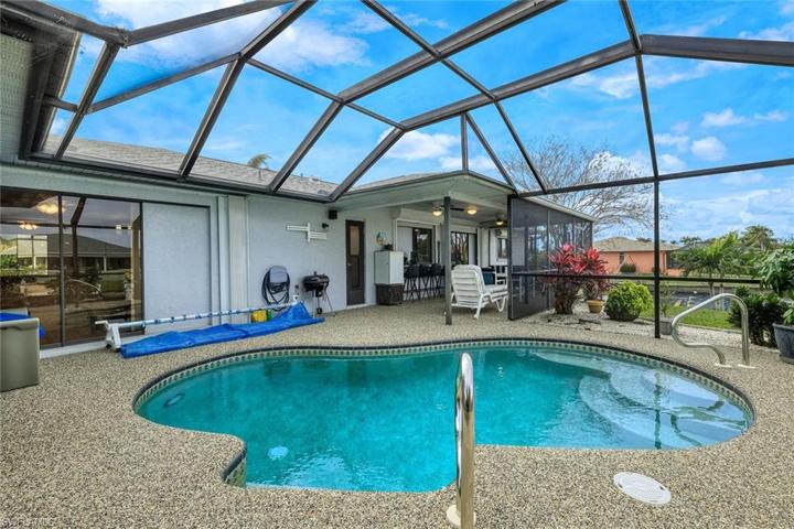 Screened In Pool