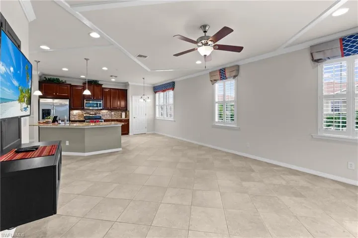 8564 Oakshade Cir # 3, Fort Myers Fl 33919