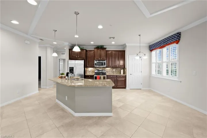 8564 Oakshade Cir # 3, Fort Myers Fl 33919