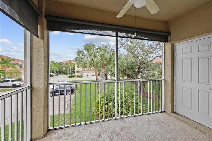 Balcony with ceiling fan