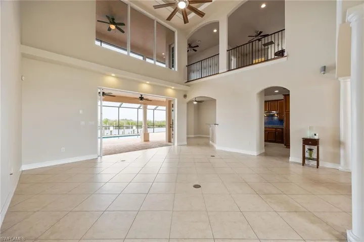 1128 Nw 43rd Ave, Cape Coral, Florida 33993