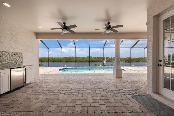 1128 Nw 43rd Ave, Cape Coral, Florida 33993