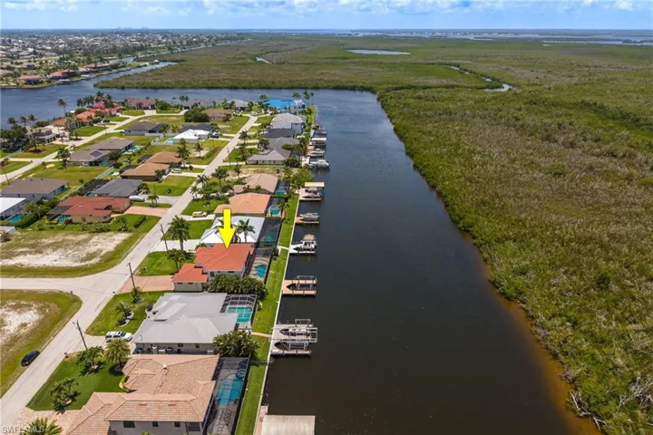1128 Nw 43rd Ave, Cape Coral, Florida 33993