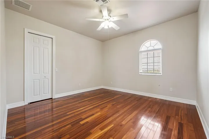 4th bedroom upstairs
