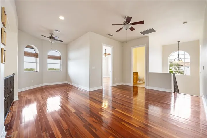 Loft room upstairs