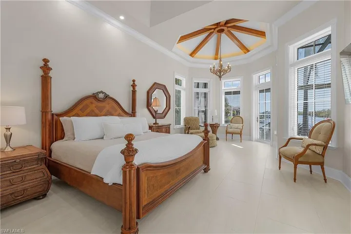 Primary suite with access directly to the patio area.