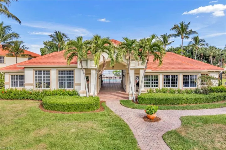 11099  Sea Tropic  LN, Fort Myers, FL 33908
