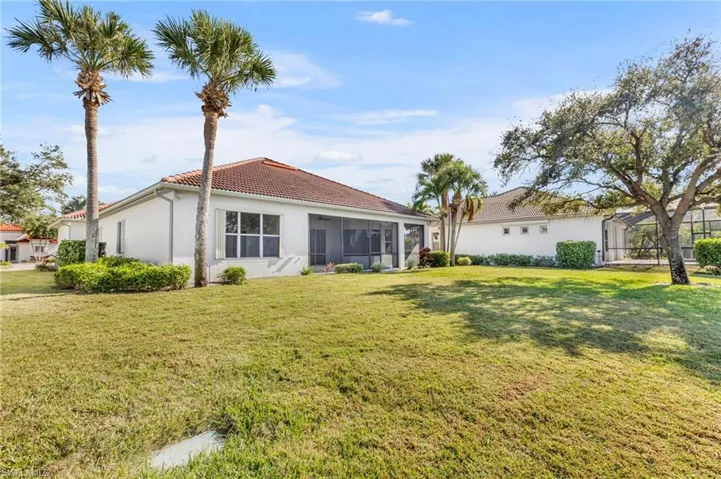 11099  Sea Tropic  LN, Fort Myers, FL 33908