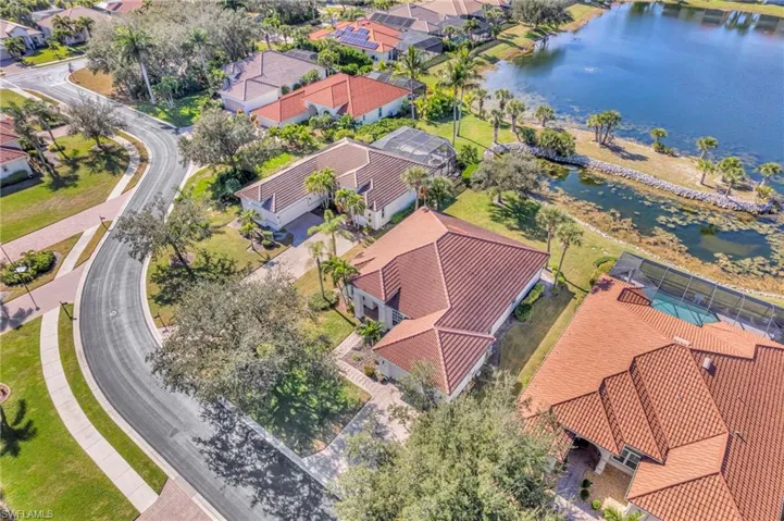 11099  Sea Tropic  LN, Fort Myers, FL 33908