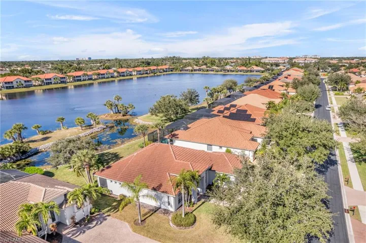 11099  Sea Tropic  LN, Fort Myers, FL 33908