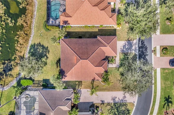 11099  Sea Tropic  LN, Fort Myers, FL 33908