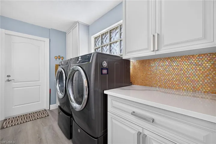 3123 Futuna Ln, Naples, Florida 34119