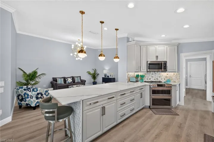 3123 Futuna Ln, Naples, Florida 34119