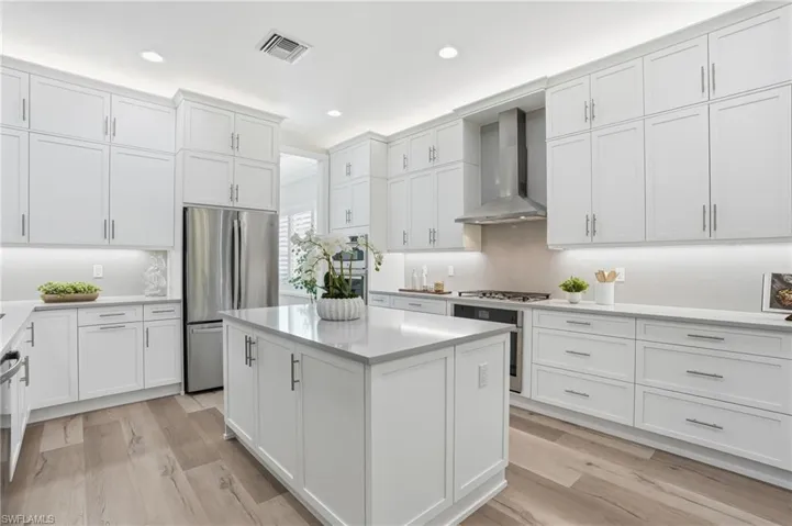 12021 Azalea Way, Naples, Florida 34120