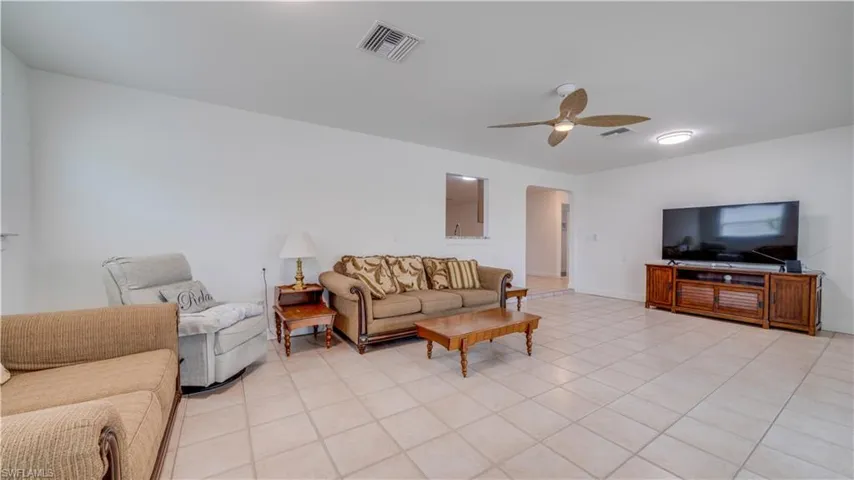 2763 Sanderling Ct, St. James City, Florida 33956