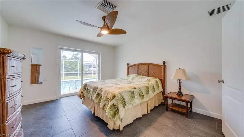 2763 Sanderling Ct, St. James City, Florida 33956
