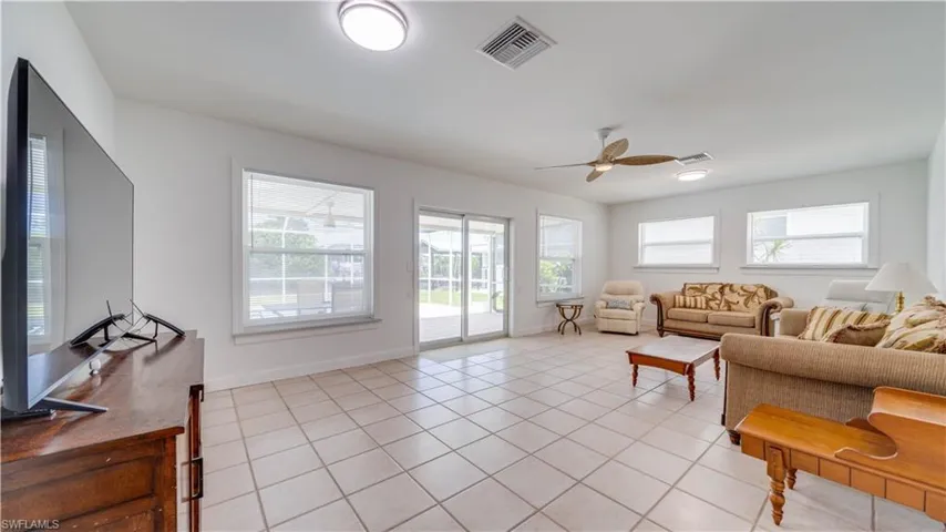 2763 Sanderling Ct, St. James City, Florida 33956
