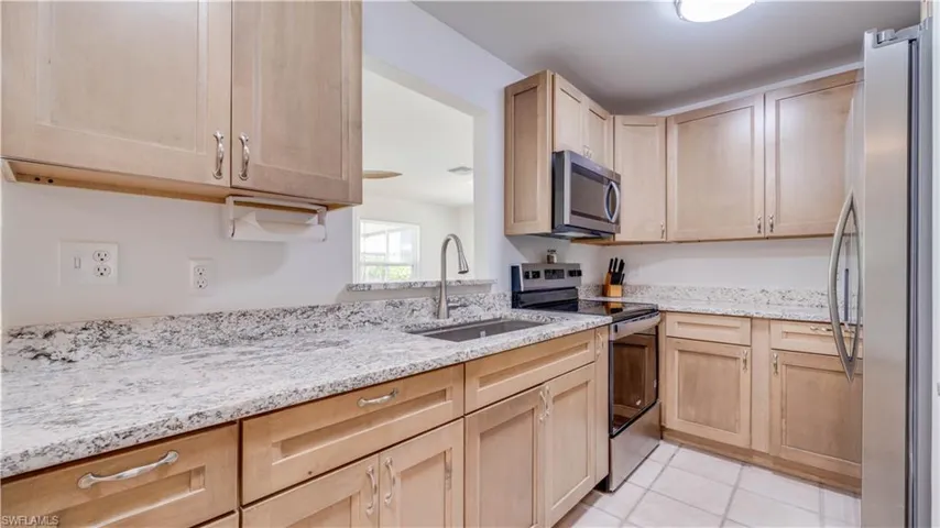 2763 Sanderling Ct, St. James City, Florida 33956