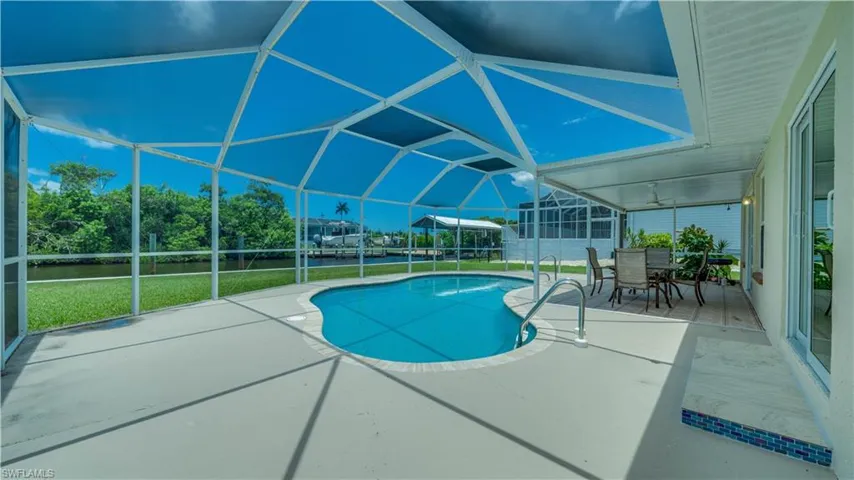 2763 Sanderling Ct, St. James City, Florida 33956