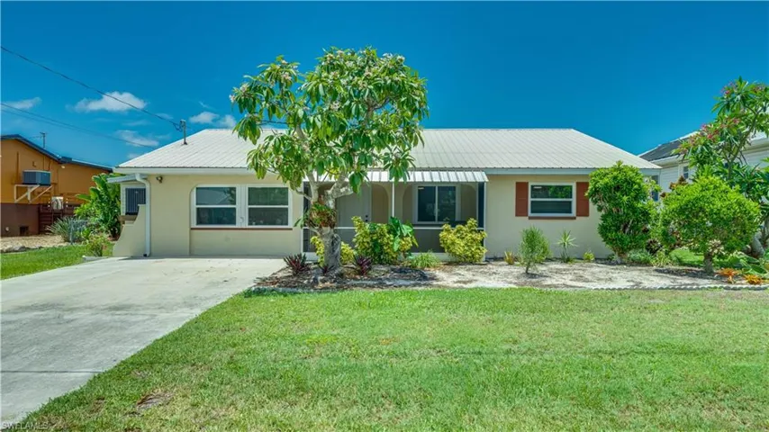 2763 Sanderling Ct, St. James City, Florida 33956