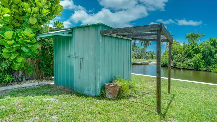 2763 Sanderling Ct, St. James City, Florida 33956