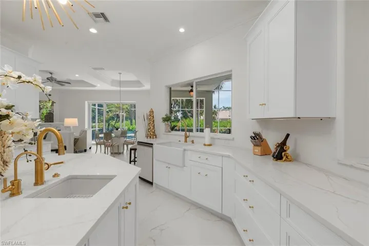 2302 Wulfert Rd, Sanibel, Florida 33957