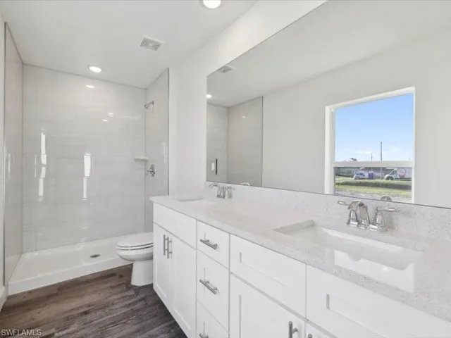2103 NW 8th  PL, Cape Coral, FL 33993
