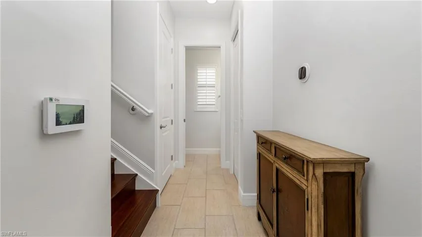 Corridor with baseboards
