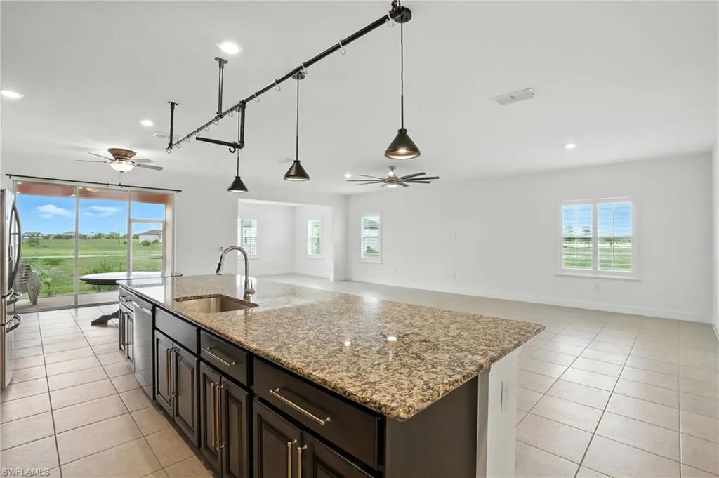 3731 44th PL, Cape Coral, FL 33993,225063536