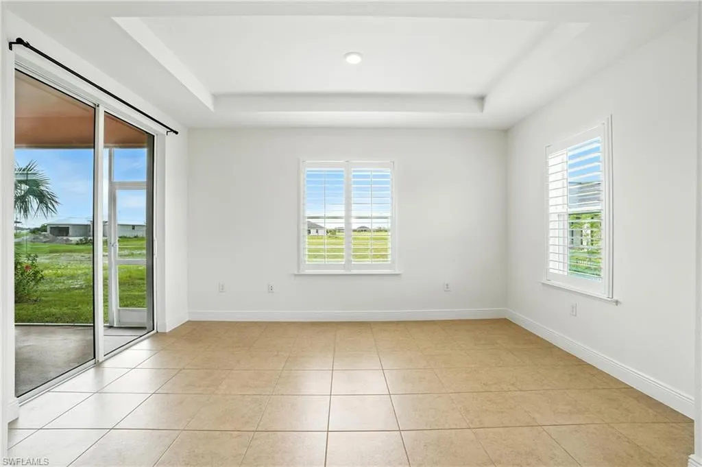 3731 44th PL, Cape Coral, FL 33993,225063536