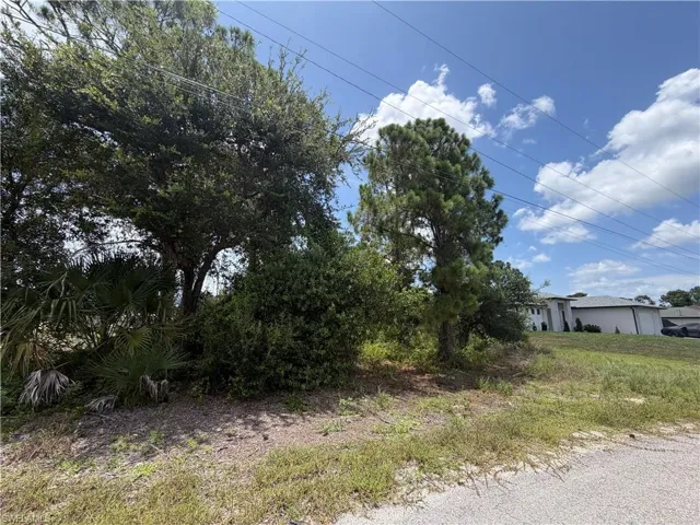 190 Wanatah Ave, Lehigh Acres, Florida 33974
