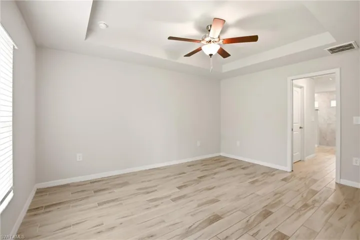 1024 Ne 33rd Ln, Cape Coral, Florida 33909