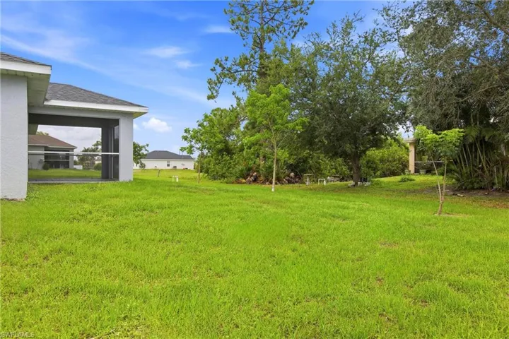 1024 Ne 33rd Ln, Cape Coral, Florida 33909