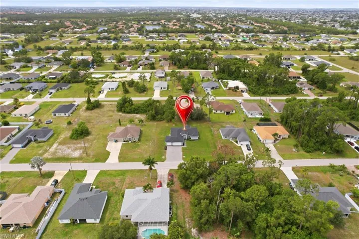 1024 Ne 33rd Ln, Cape Coral, Florida 33909