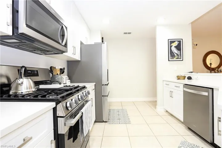 1710 Tarpon Bay Dr S 4, Naples, Florida 34119