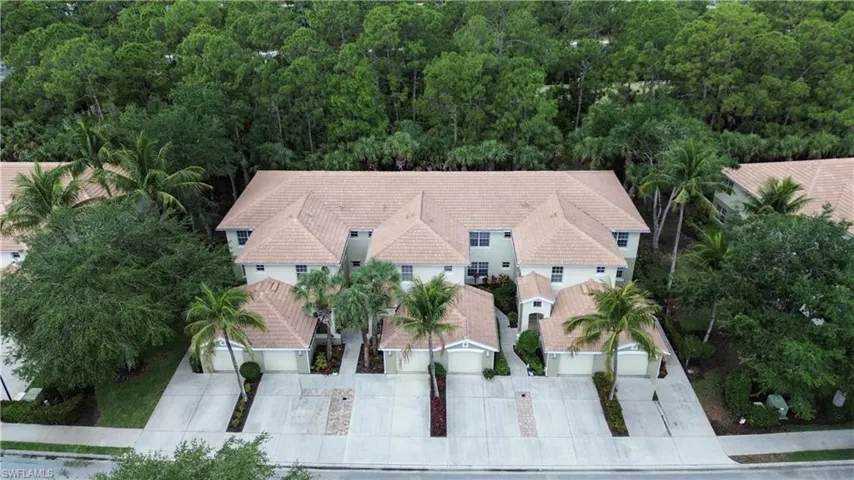 1710 Tarpon Bay Dr S 4, Naples, Florida 34119