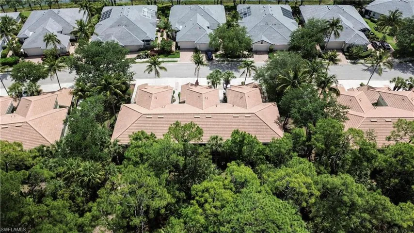 1710 Tarpon Bay Dr S 4, Naples, Florida 34119
