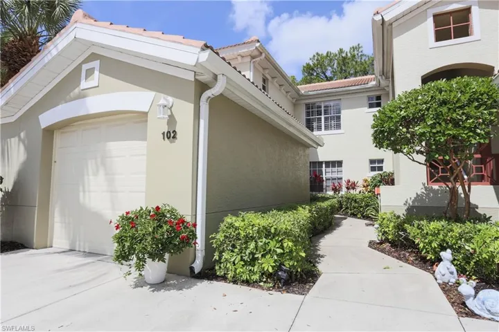 1710 Tarpon Bay Dr S 4, Naples, Florida 34119