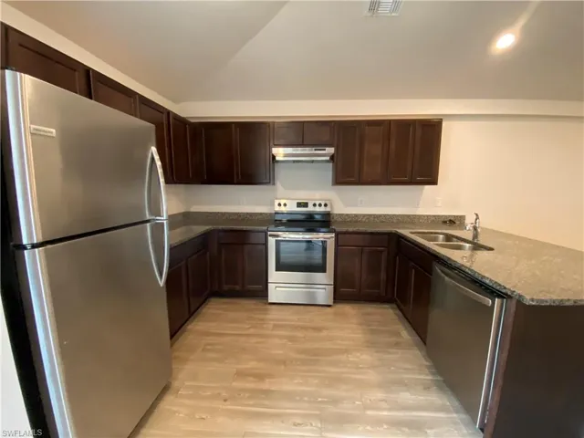 604 Skyline Blvd, Cape Coral, Florida 33991