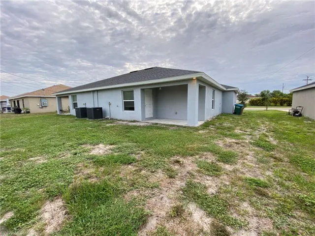 604 Skyline Blvd, Cape Coral, Florida 33991