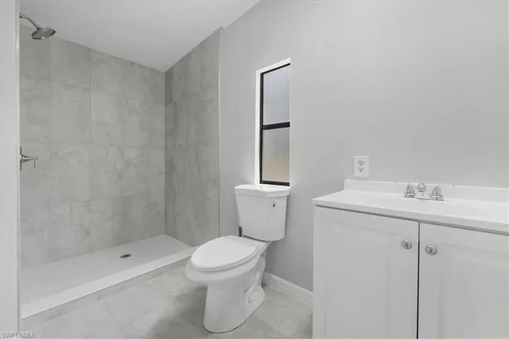 671  Bennett  AVE, Labelle, FL 33935