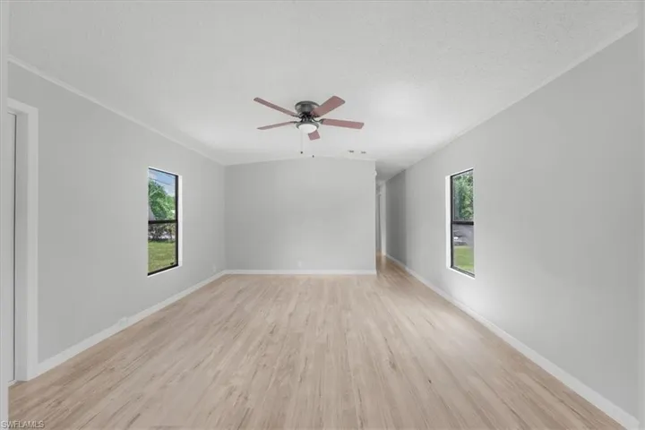 671  Bennett  AVE, Labelle, FL 33935