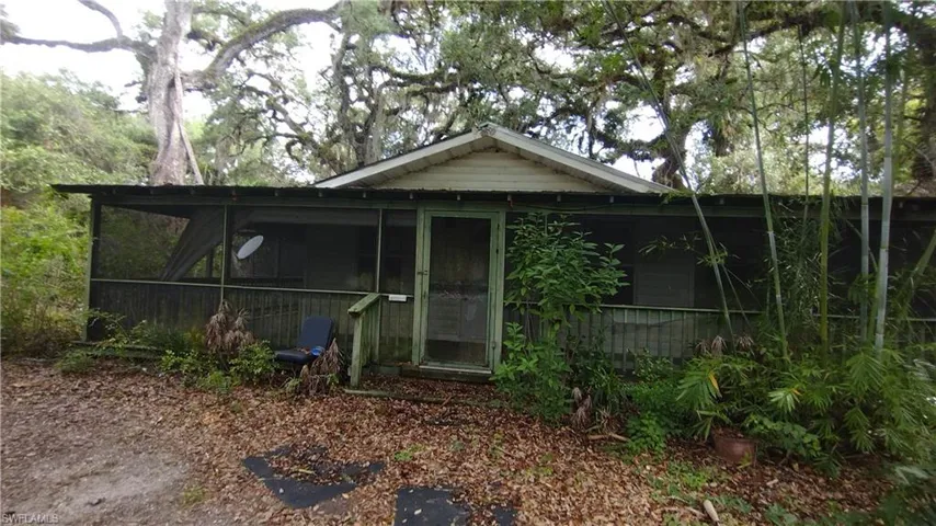 1469  Coffee Mill Hammock  RD, Moore Haven, FL 33471